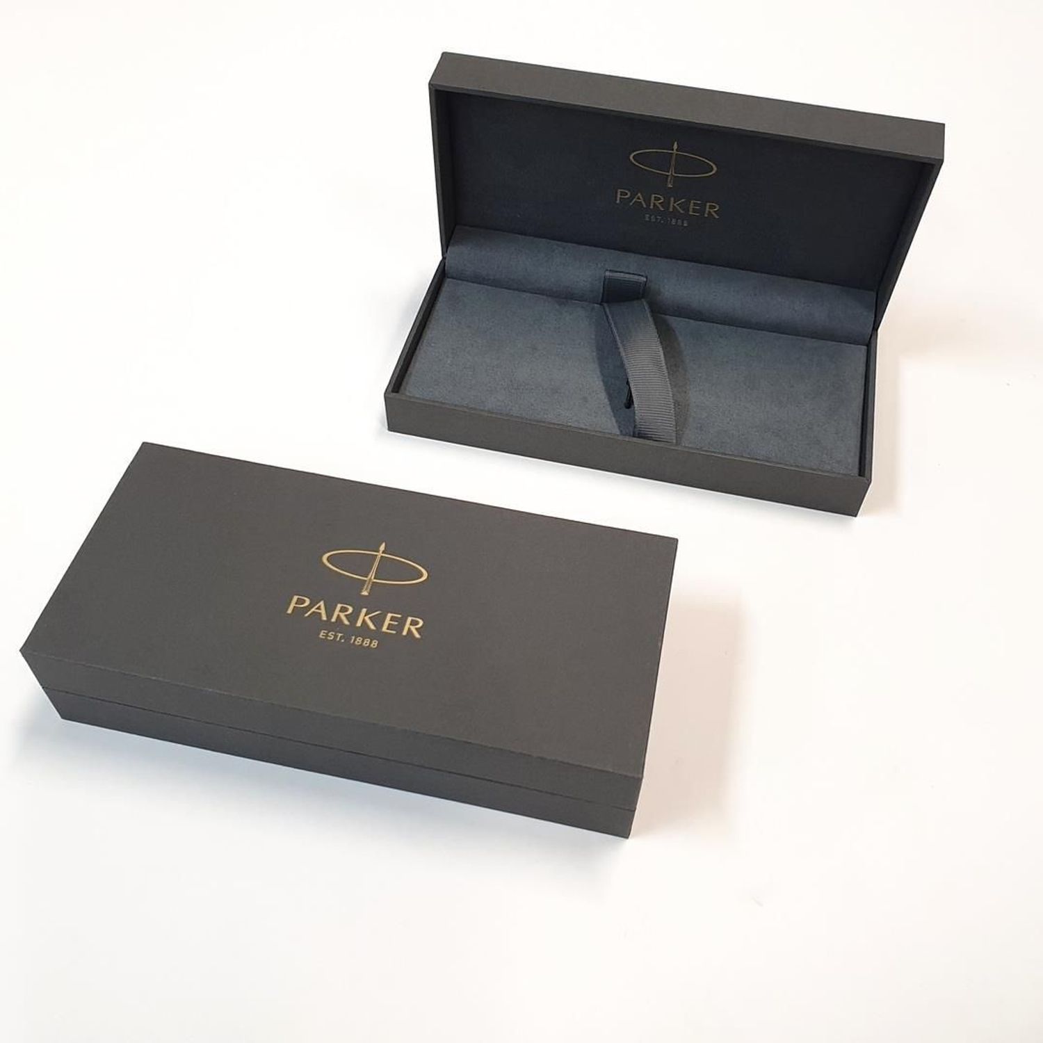 Pudełko prezentowe etui Prestige GBX 19 Parker 2102172. Etui na prezent do długopisu Parker. Pudełko prezentowe na pióro. Oryginalne pudełko z Parkera na prezent..jpg